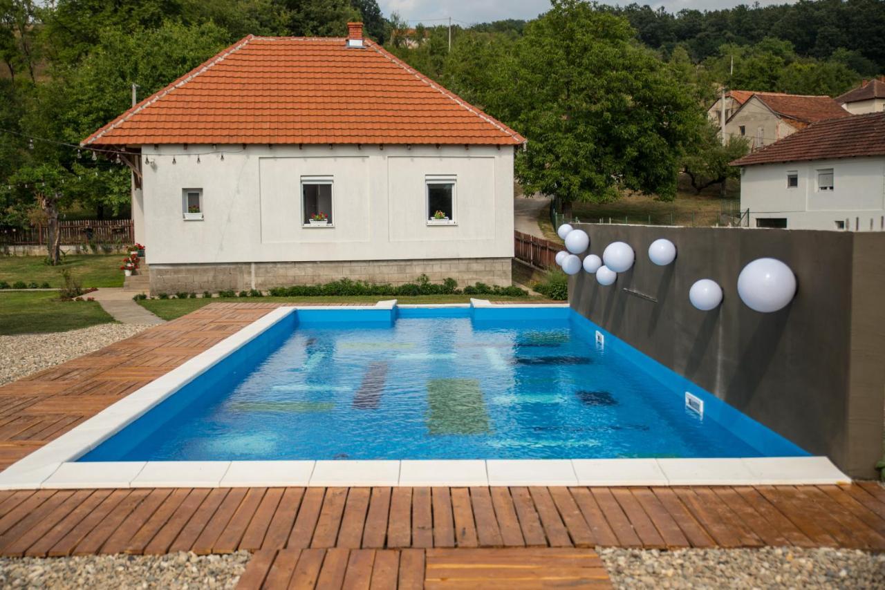 Skriveni Raj Guest House Gornji Milanovac Exterior photo