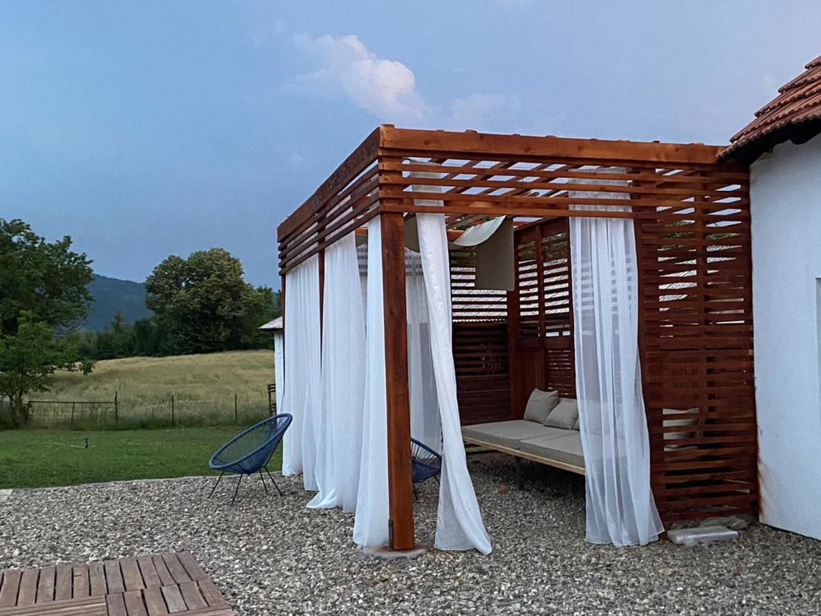 Skriveni Raj Guest House Gornji Milanovac Exterior photo