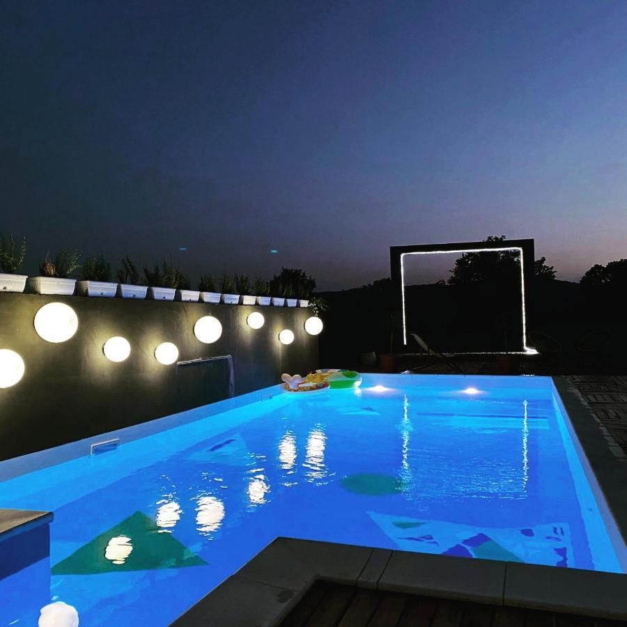Skriveni Raj Guest House Gornji Milanovac Exterior photo